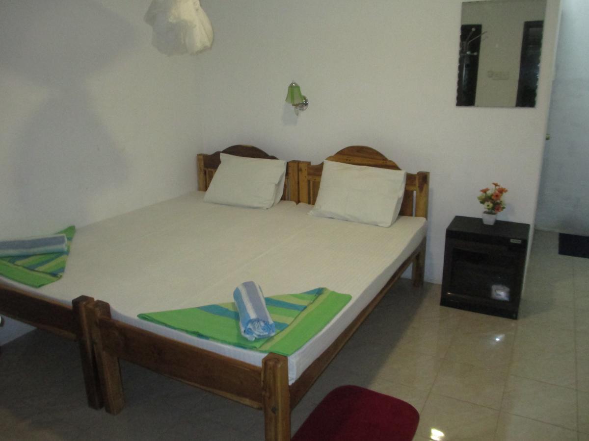 Uppuveli Beach House Trincomalee Exteriér fotografie